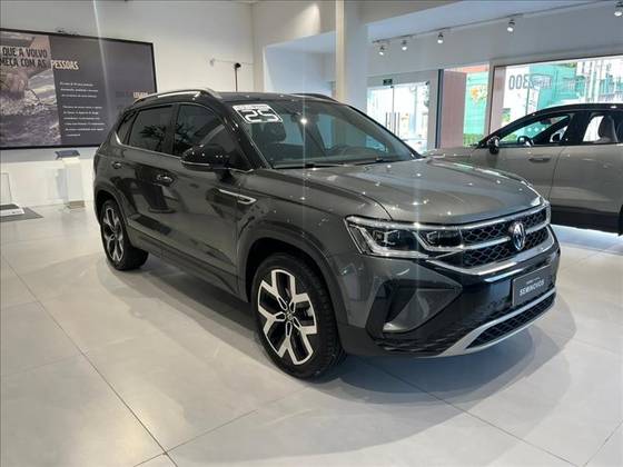 VOLKSWAGEN TAOS 1.4 250 TSI TOTAL FLEX HIGHLINE AUTOMÁTICO